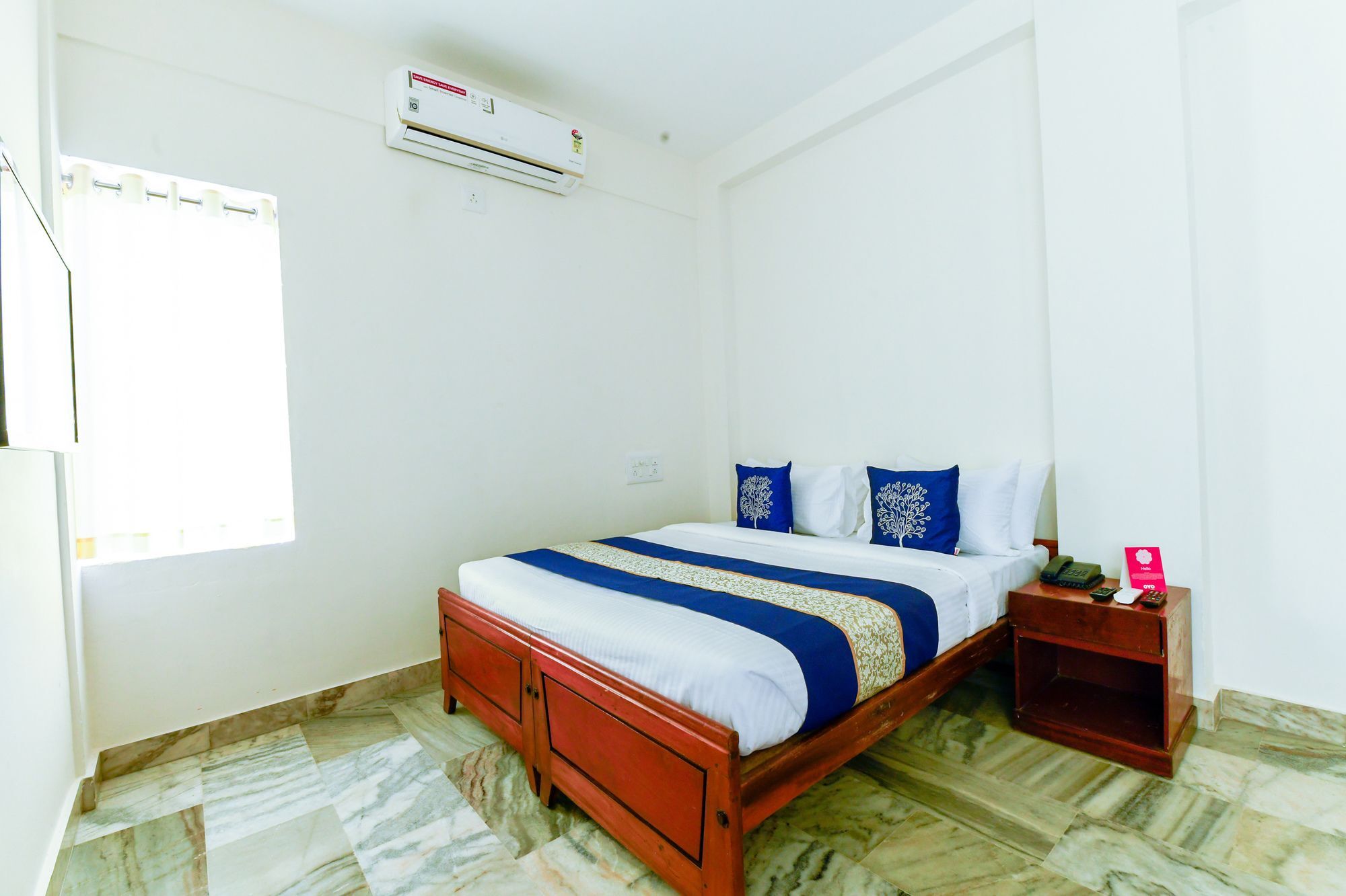 Oyo 11328 Hotel Chandrika Residency Kochi Exterior foto